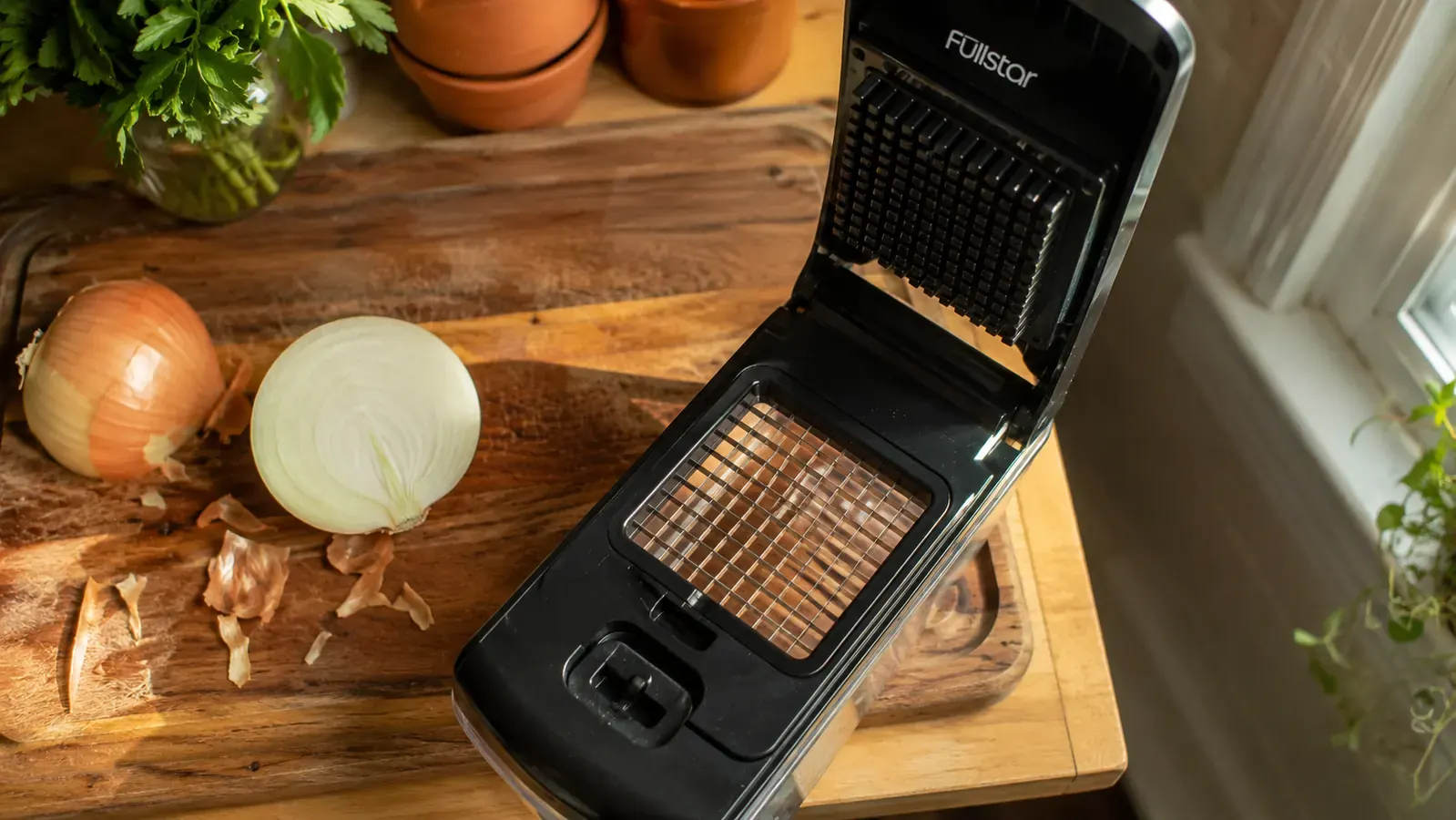 How to Dice Onions Without Crying Using a Vegetable Chopper